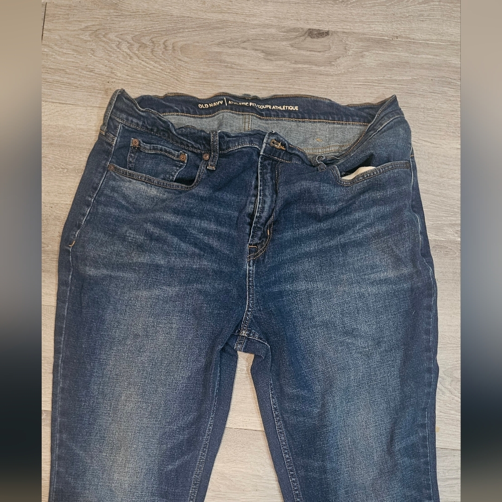 Old Navy Blue Relaxed Jeans with Vintage Wash
